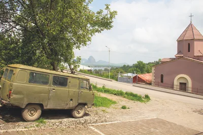 ADDUCTION EN EAU POTABLE
Berkaber, une sentinelle discrète au nord-est de l’Arménie