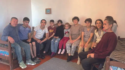 Famille Deplacee D'artsakh