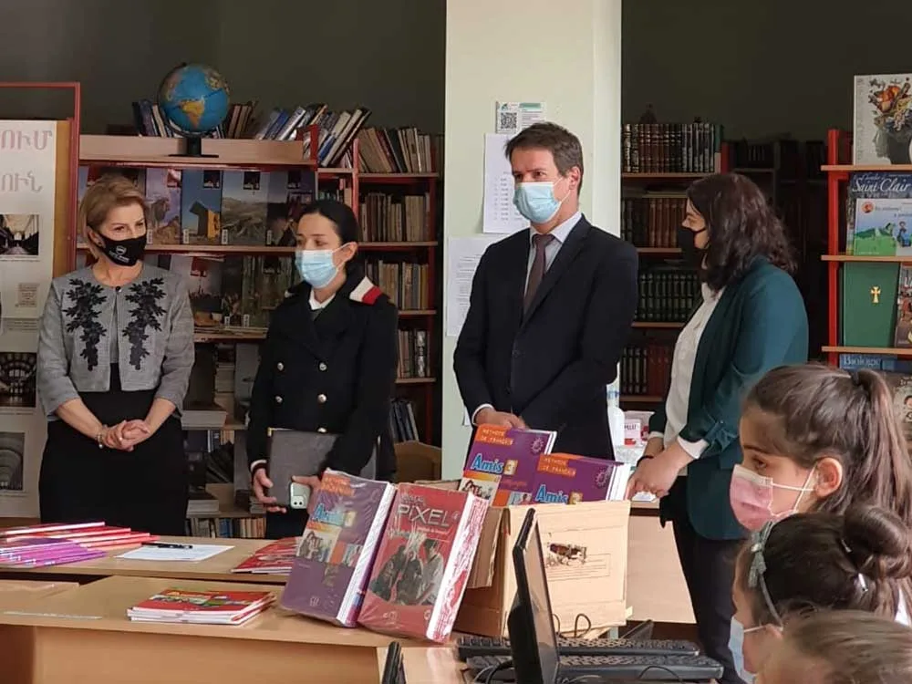 7 Visite De Jonathan Lacote a L Ecole N° 125 D Erevan 2021 02 19 Photo Lena Gyulkhasyan 19